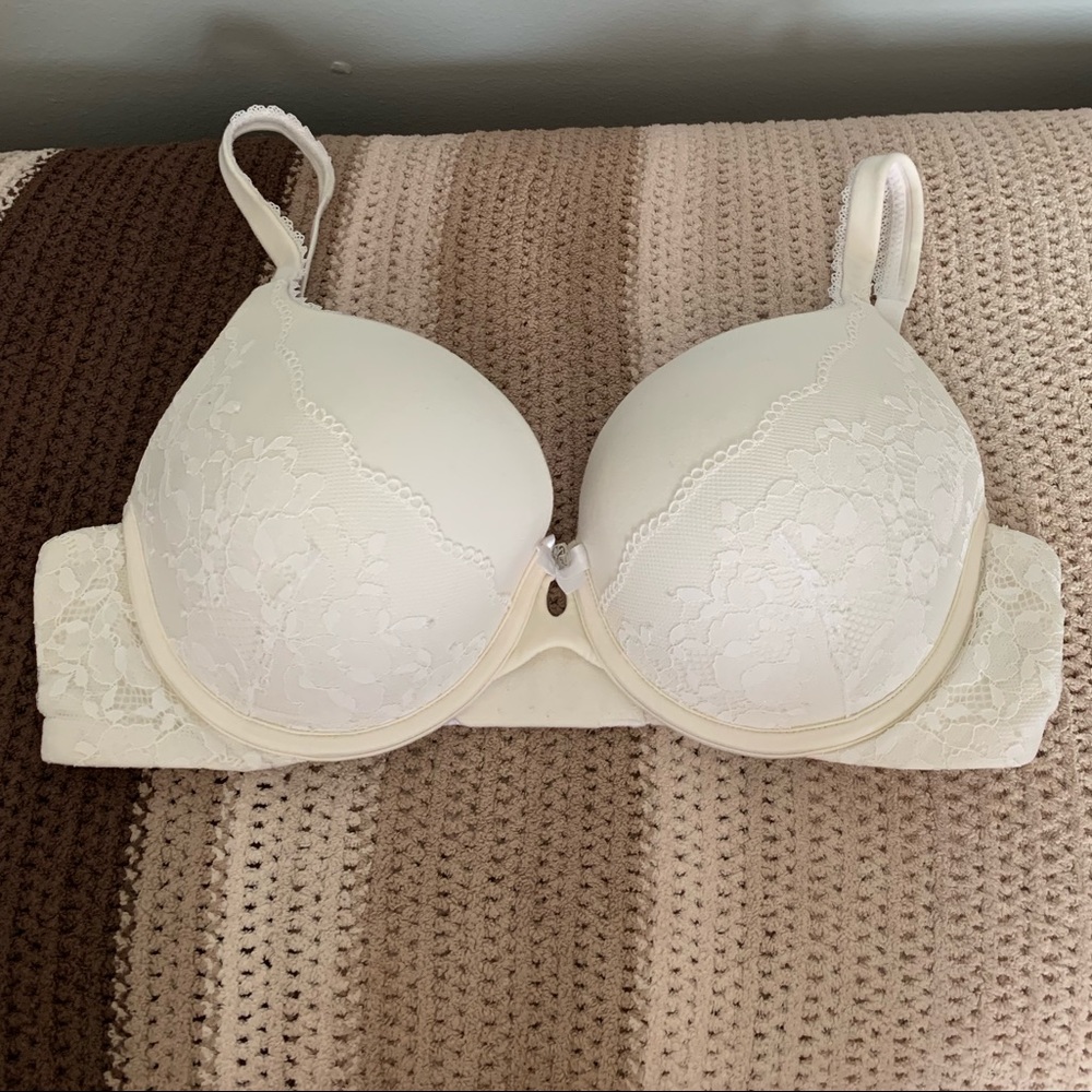 Victoria’s Secret Perfect Shape Bra